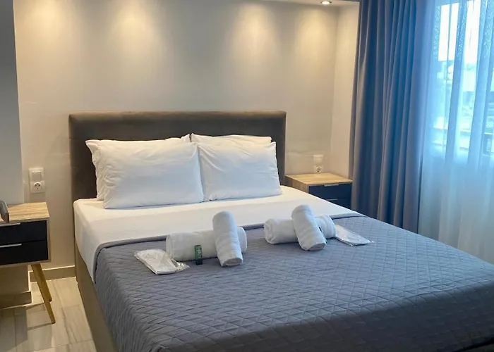 Thomas & 2 Apartament *